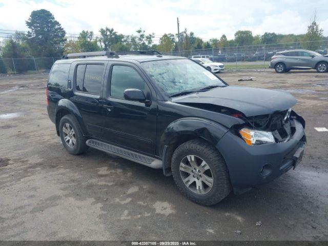  Salvage Nissan Pathfinder
