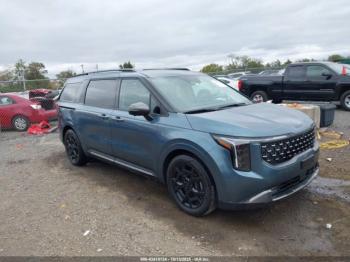  Salvage Kia Carnival