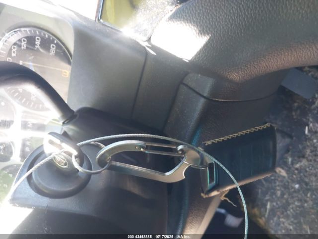 Cadillac Escalade Standard Image 15