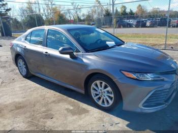  Salvage Toyota Camry