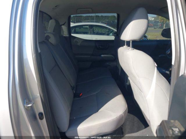 Toyota Tacoma Sr5 V6 Image 9