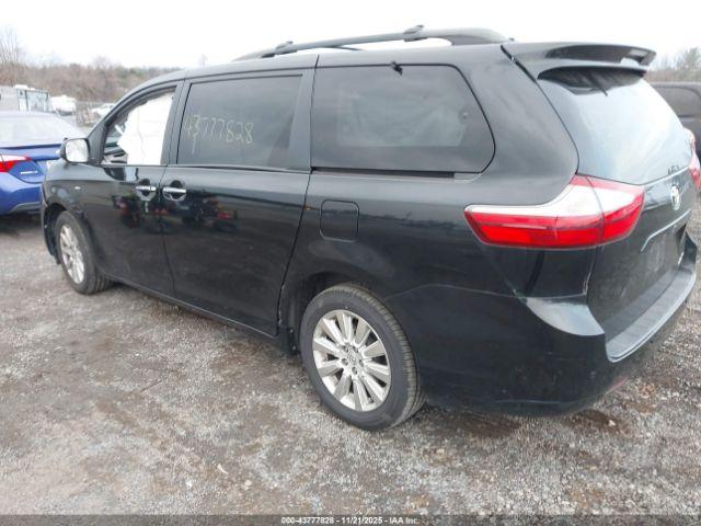 Toyota Sienna Xle 7 Passenger Image 3