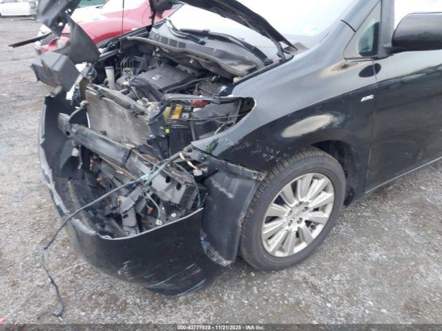 Toyota Sienna Xle 7 Passenger Image 4