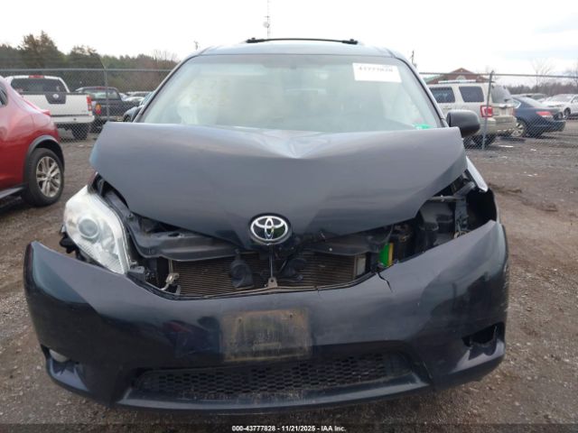 Toyota Sienna Xle 7 Passenger Image 6