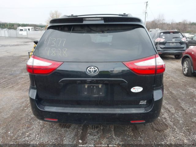Toyota Sienna Xle 7 Passenger Image 15