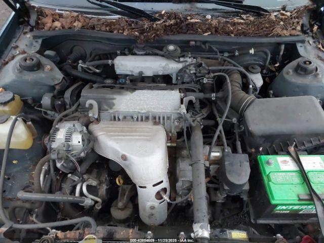 Toyota Camry Ce Image 9