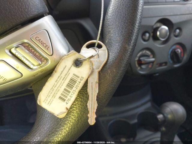 Nissan Versa 1.6 S+ Image 8