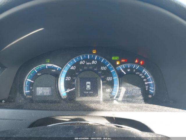 Toyota Camry Xle Image 6