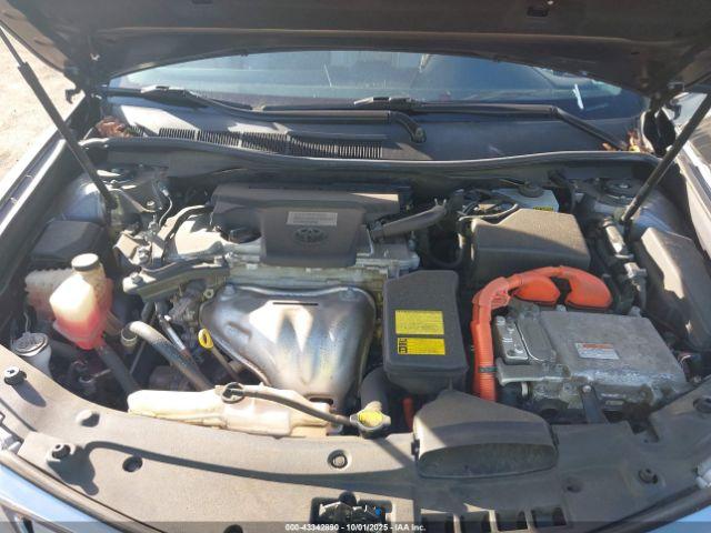 Toyota Camry Xle Image 2