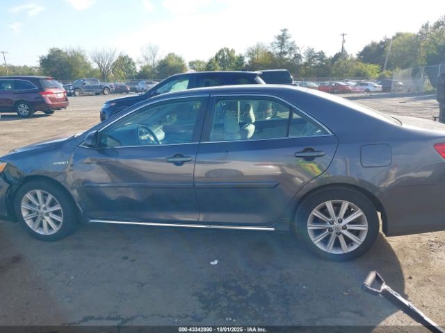 Toyota Camry Xle Image 5