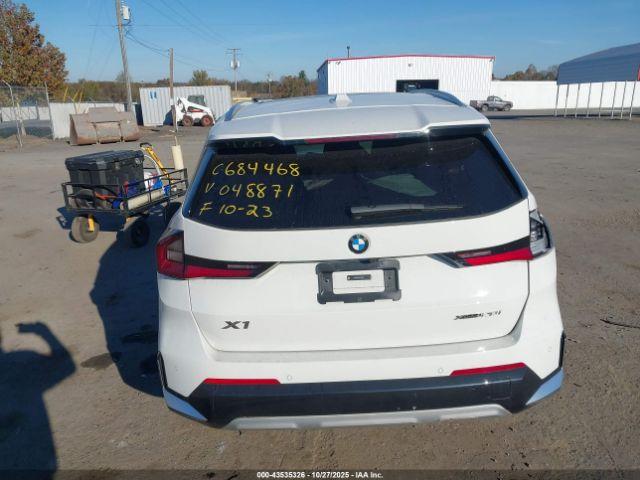 BMW X Series Xdrive28i Image 16