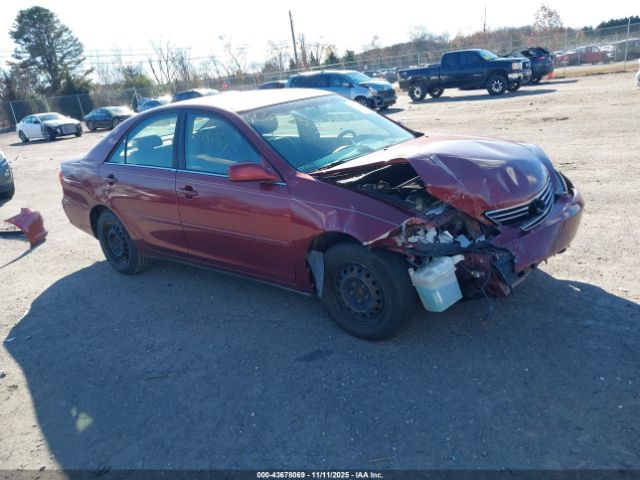 Toyota Camry Le Image 1