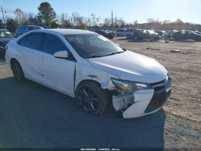 Toyota Camry Se Image 1