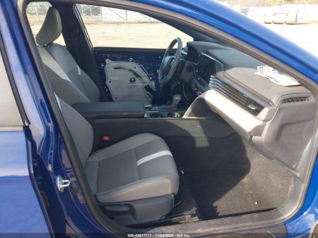 Toyota Camry Se Image 2