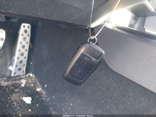 Toyota Camry Se Image 7