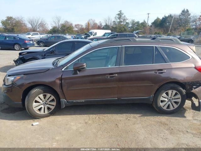 Subaru Outback 2.5i Premium Image 14