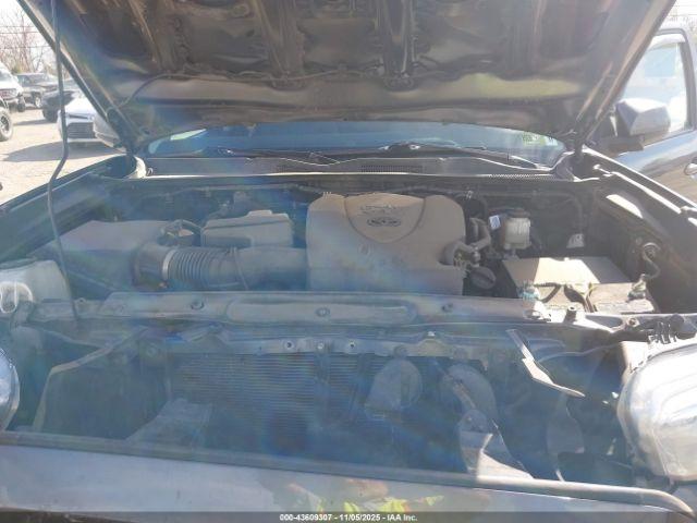 Toyota Tacoma Sr5 V6 Image 9