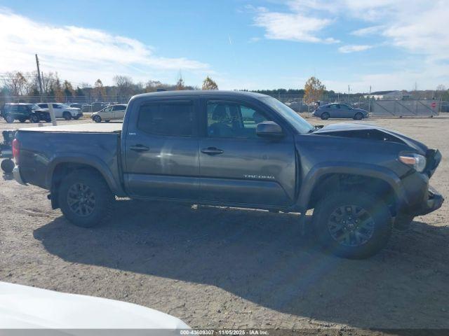 Toyota Tacoma Sr5 V6 Image 8
