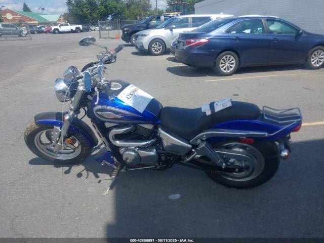 Suzuki Vz800 Image 8