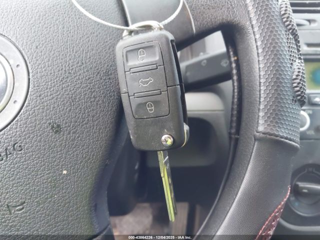 Volkswagen Jetta 2.5 Image 12