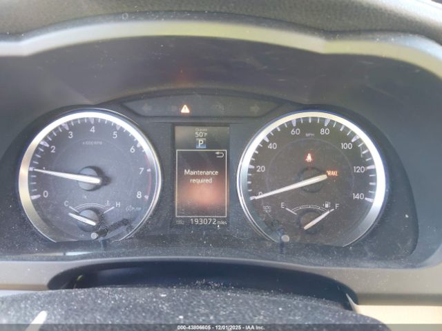 Toyota Highlander Xle V6 Image 3