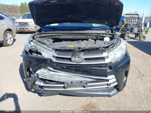 Toyota Highlander Xle Image 6