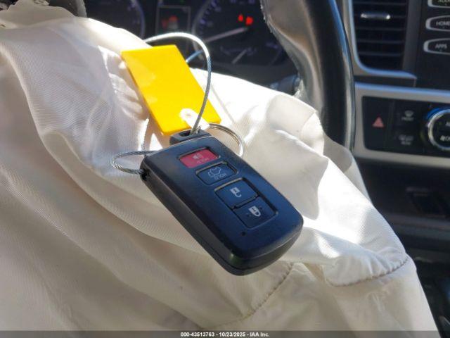 Toyota Highlander Xle Image 14