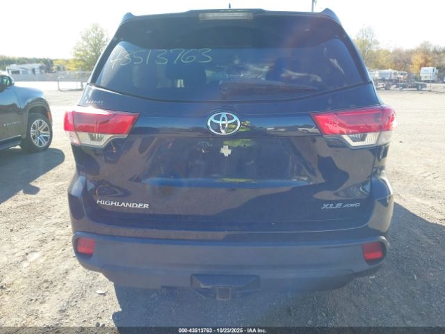 Toyota Highlander Xle Image 12
