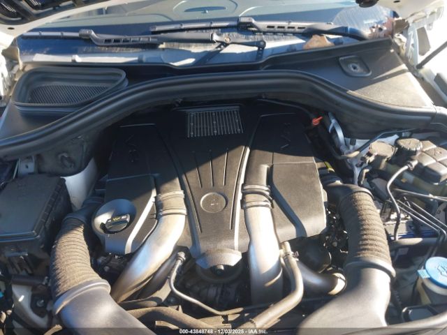 Mercedes-Benz G-Class 4matic Image 11