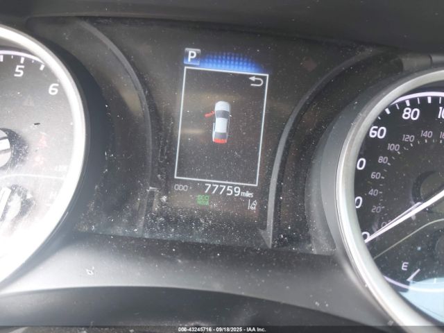 Toyota Camry Le Image 7