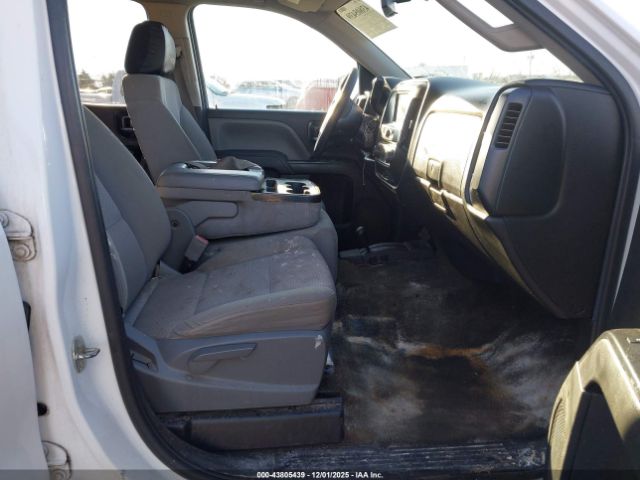 Chevrolet Silverado 1500 Custom Image 14