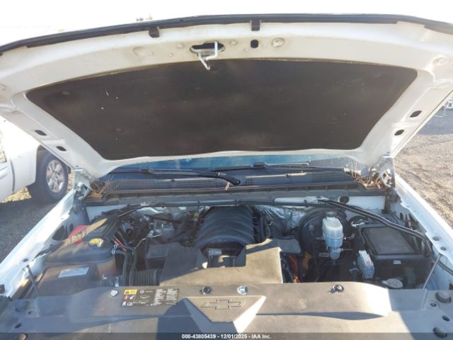 Chevrolet Silverado 1500 Custom Image 3