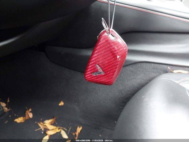 Chevrolet Corvette Rwd  3lt Image 11