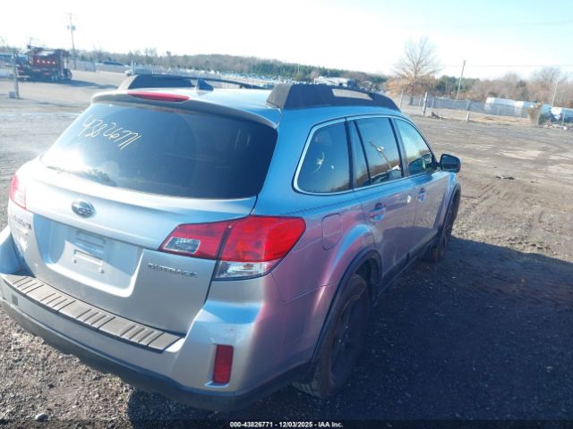 Subaru Outback 2.5i Premium Image 11