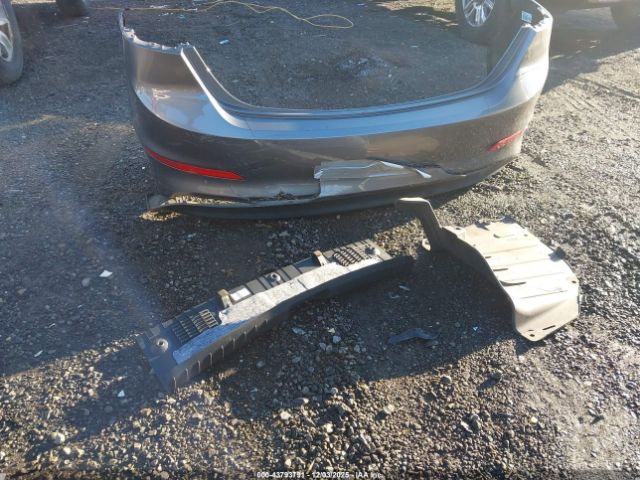 Hyundai ELANTRA Value Edition Image 5