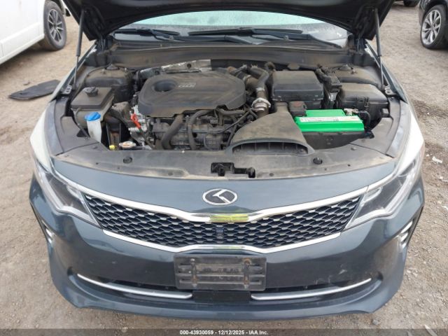 Kia Optima Sxl Turbo Image 2