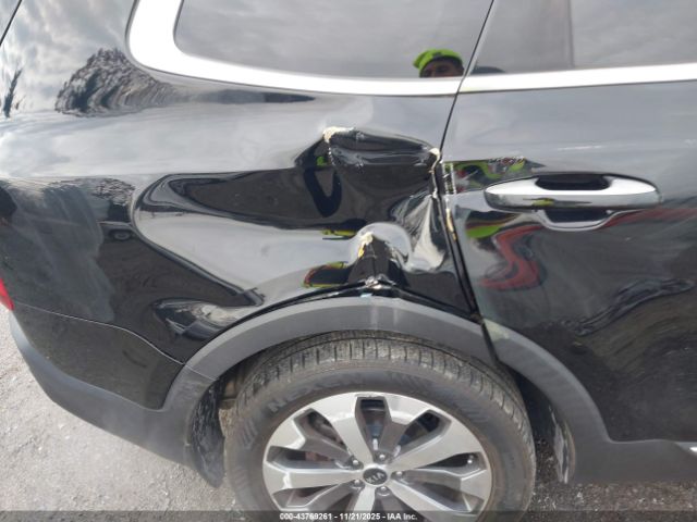 Kia Telluride S Image 2