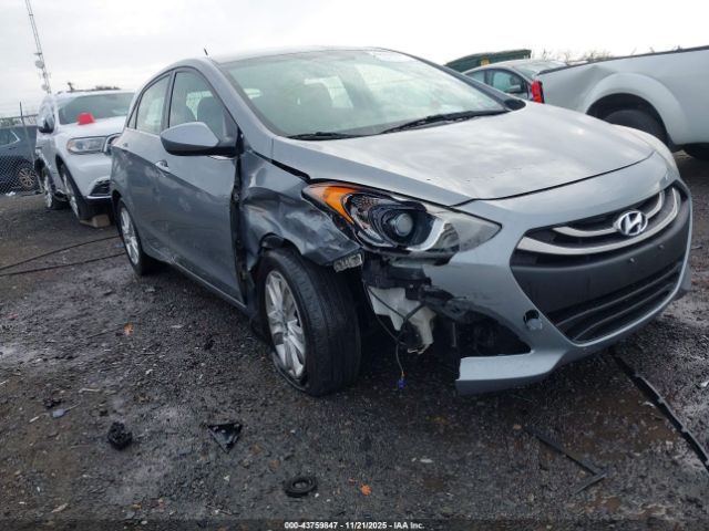 Hyundai ELANTRA Image 9