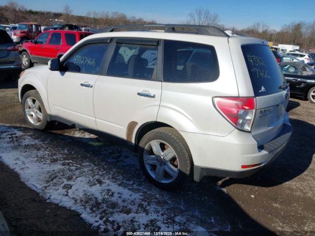 Subaru Forester 2.5x Premium Image 9