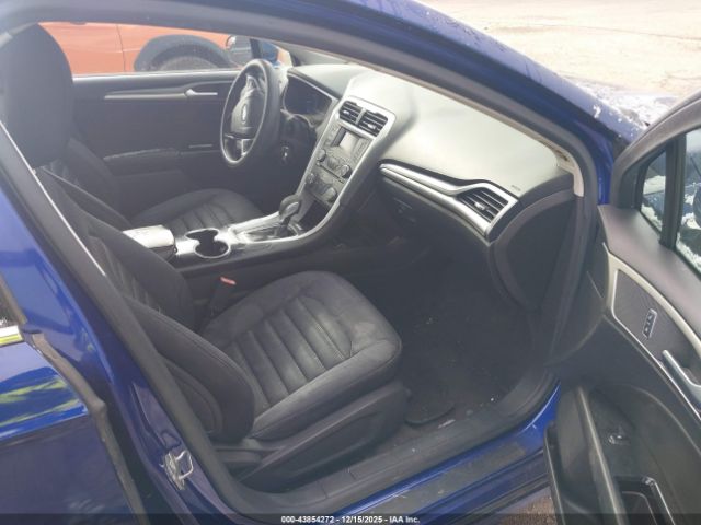 Ford Fusion Se Image 6