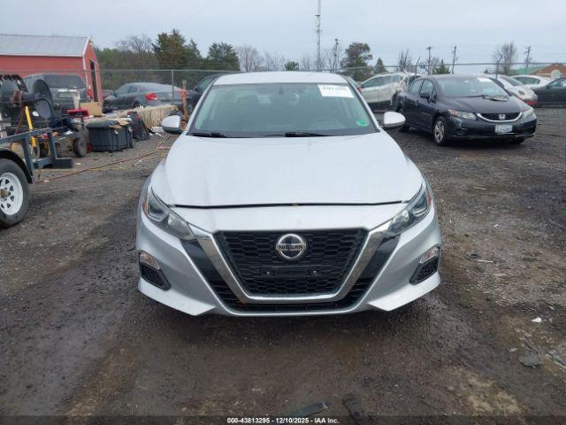 Nissan Altima S Fwd Image 15