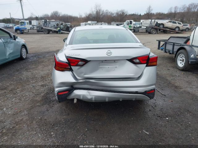 Nissan Altima S Fwd Image 11