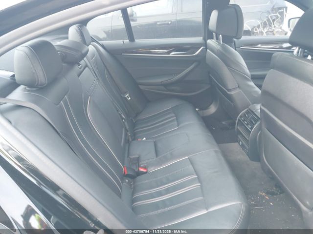 BMW 5 Series Image 4