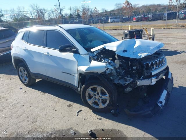 Jeep Compass Latitude 4x4 Image 1