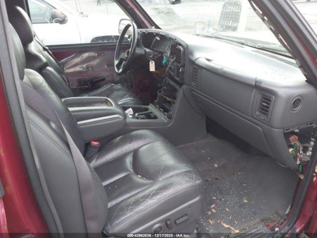 Chevrolet Avalanche 1500 Image 11