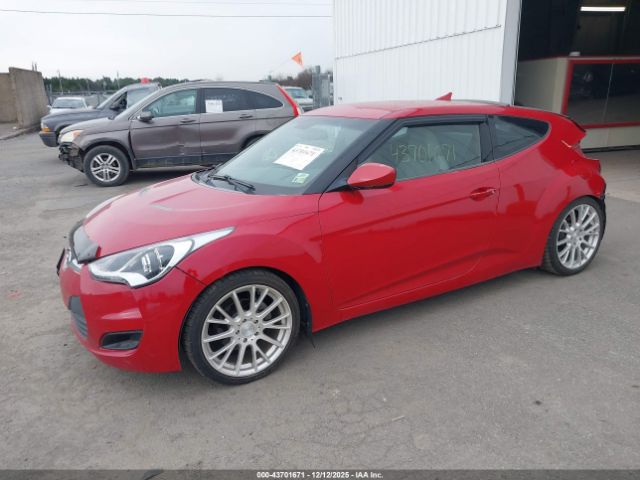 Hyundai VELOSTER Image 9