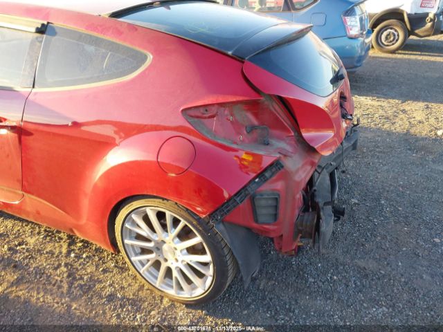 Hyundai VELOSTER Image 14