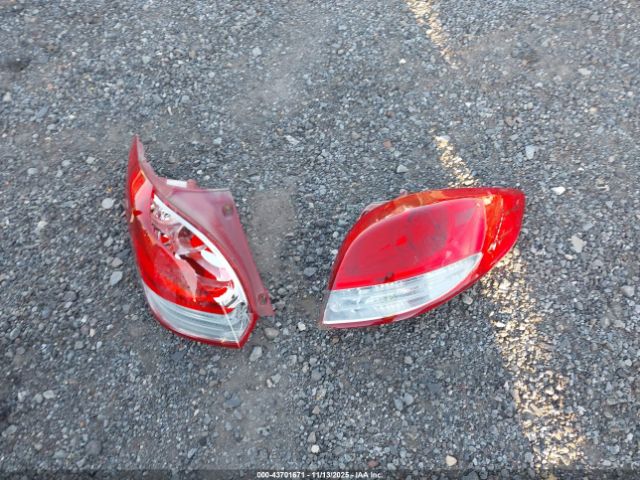 Hyundai VELOSTER Image 3