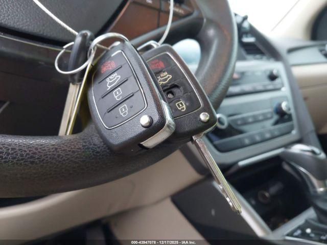 Hyundai SONATA Se Image 10