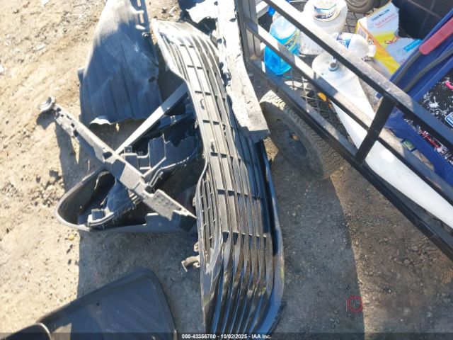 Toyota Camry Le Image 10